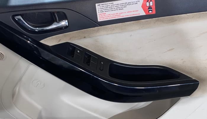 2023 Tata NEXON XZA PLUS SUNROOF PETROL, Petrol, Automatic, 13,380 km, Driver Side Door Panels Control