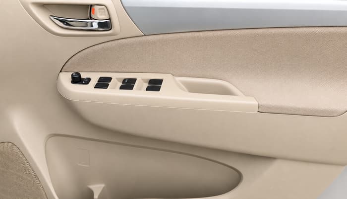 2018 Maruti Ertiga VXI, Petrol, Manual, 31,298 km, Driver Side Door Panels Control