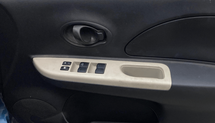 2015 Nissan Micra Active XV, Petrol, Manual, 72,739 km, Driver Side Door Panels Control