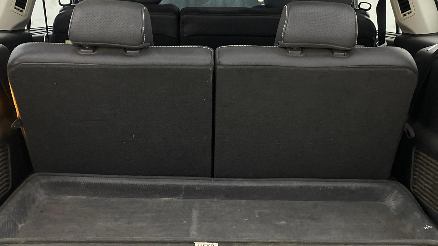 2018 Tata Hexa XTA 4X2 7 STR, Diesel, Automatic, 83,354 km, Boot Inside