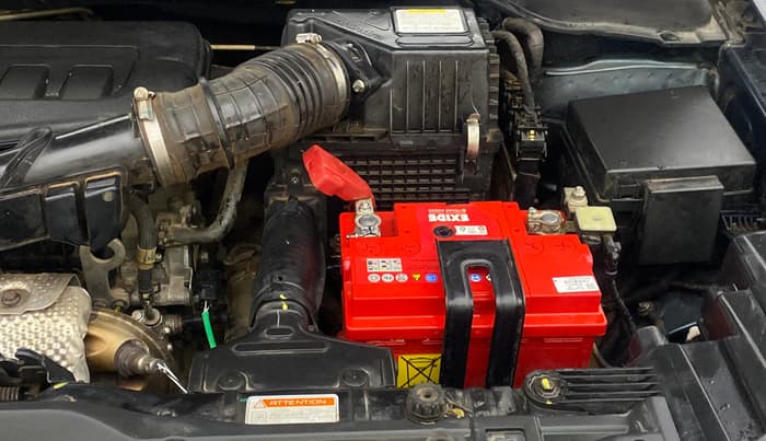 2022 Mahindra XUV300 W8(O) TURBO GDI, Petrol, Manual, 62,462 km, Engine View - Left