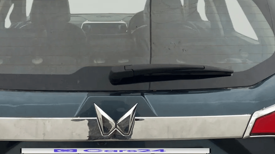 2022 Mahindra XUV300 W8(O) TURBO GDI, Petrol, Manual, 62,530 km, Rear Wiper