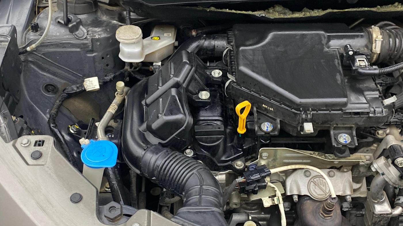 2024 Maruti Swift ZXi Plus AMT, Petrol, Automatic, 39,053 km, Engine View - Right
