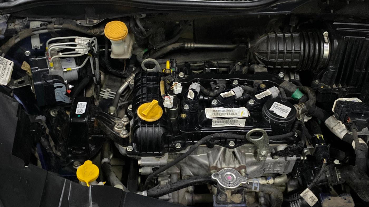 2022 Tata ALTROZ XZA, Petrol, Automatic, 49,557 km, Engine View - Right