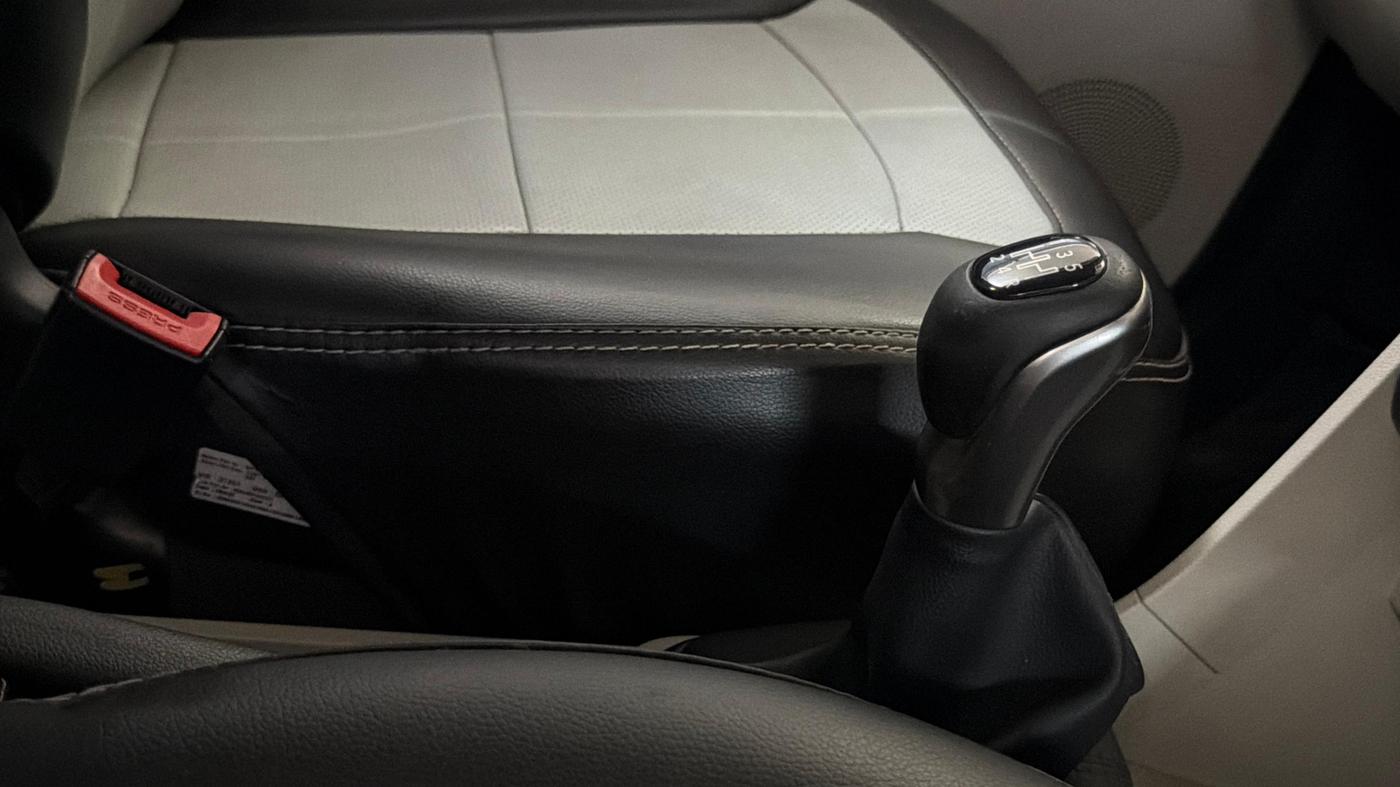 2022 Tata TIGOR XZ PLUS CNG, CNG, Manual, 86,596 km, Gear Lever
