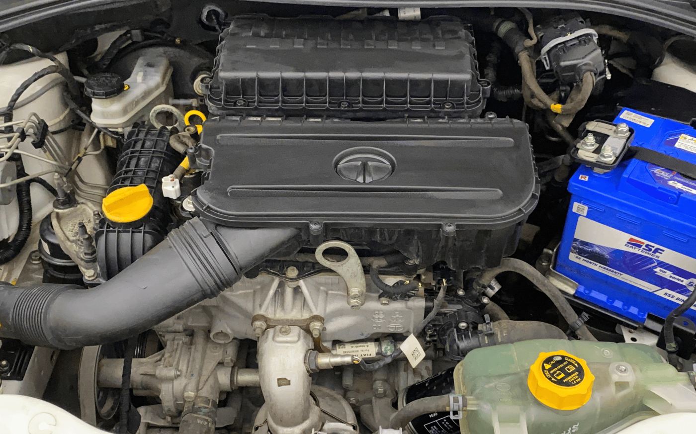 2022 Tata Tiago XZ PLUS PETROL, Petrol, Manual, 61,990 km, Engine View