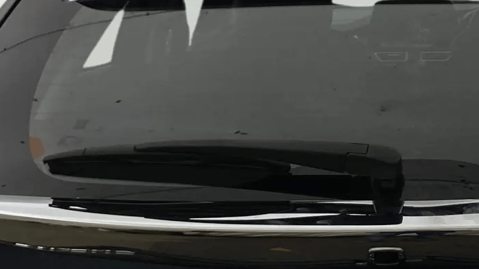 2025 Maruti Baleno ALPHA 1.2 AGS, Petrol, Automatic, 9,919 km, Rear Wiper
