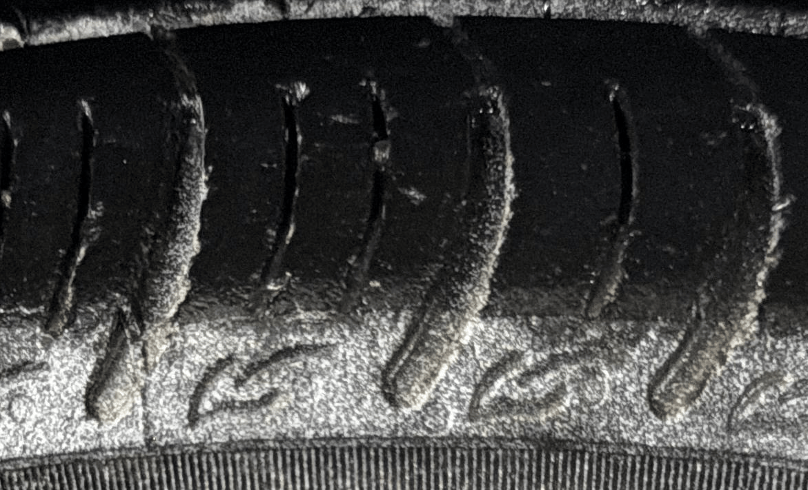 2023 Tata Tiago XT CNG, CNG, Manual, 40,825 km, Right Front Tyre Tread