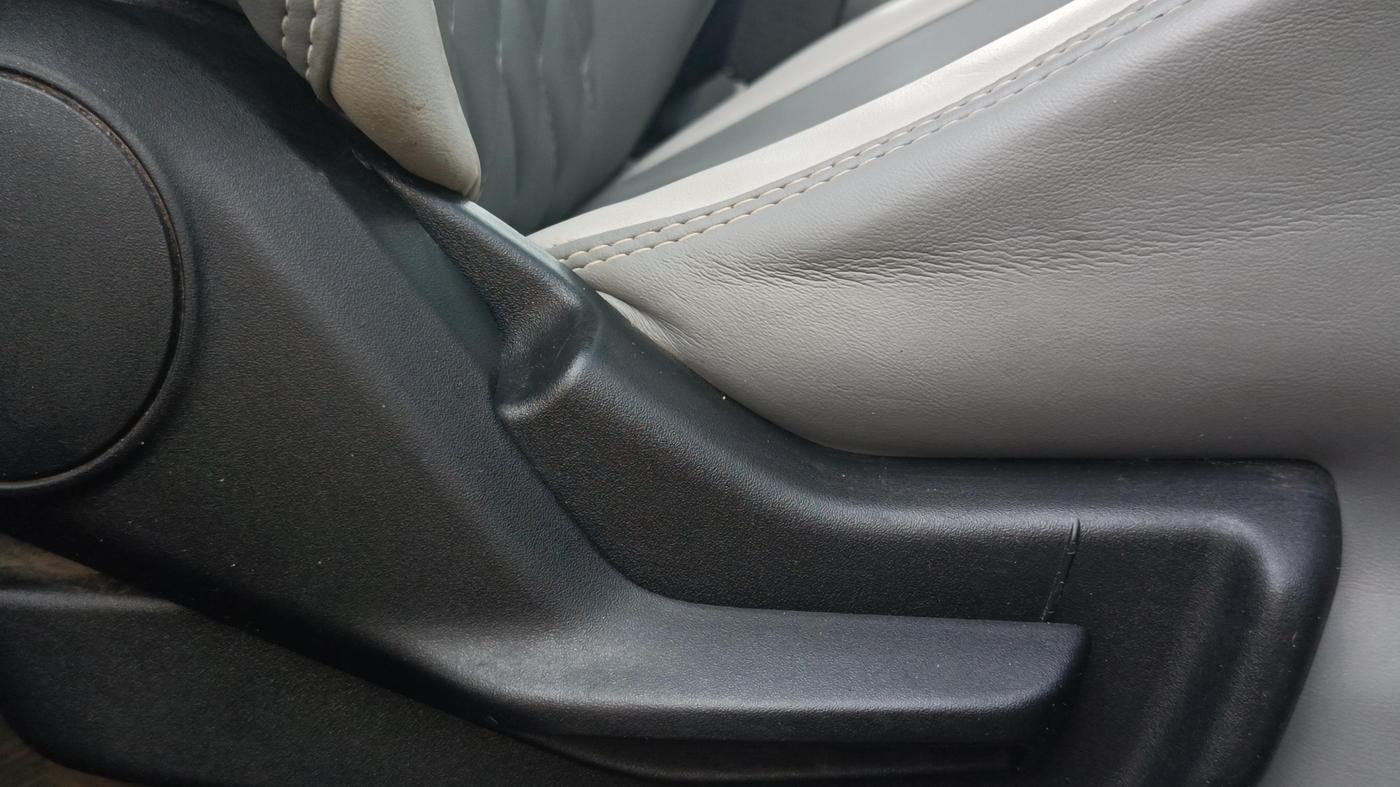 2018 Maruti IGNIS DELTA 1.2 AMT, Petrol, Automatic, 69,957 km, Driver Side Adjustment Panel
