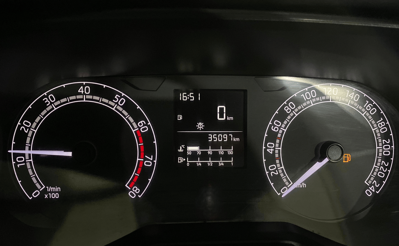 2021 Skoda KUSHAQ ACTIVE 1.0L TSI MT, Petrol, Manual, 35,092 km, Odometer Image