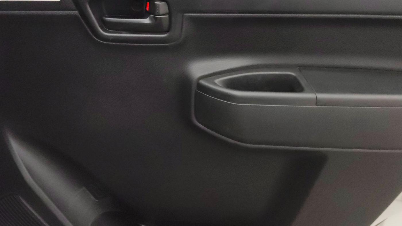 2021 Maruti S PRESSO VXI CNG, CNG, Manual, 95,031 km, Driver Side Door Panels Control