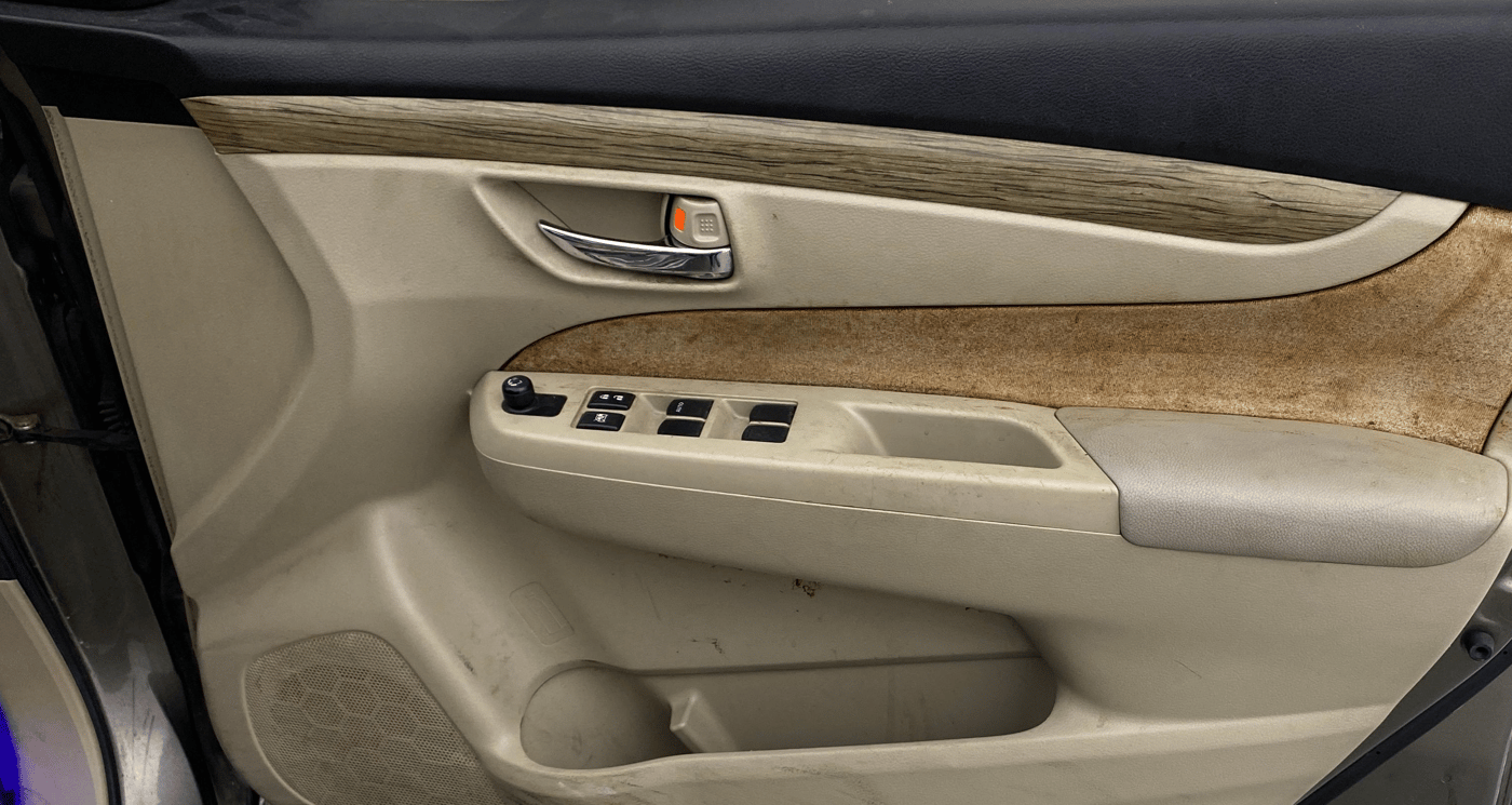 2018 Maruti Ciaz SIGMA 1.5 SHVS MT  PETROL, Petrol, Manual, 66,620 km, Driver Side Door Panels Control