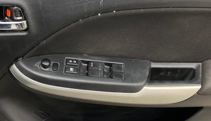 2017 Maruti Baleno ZETA CVT PETROL 1.2, Petrol, Automatic, 93,016 km, Driver Side Door Panels Control
