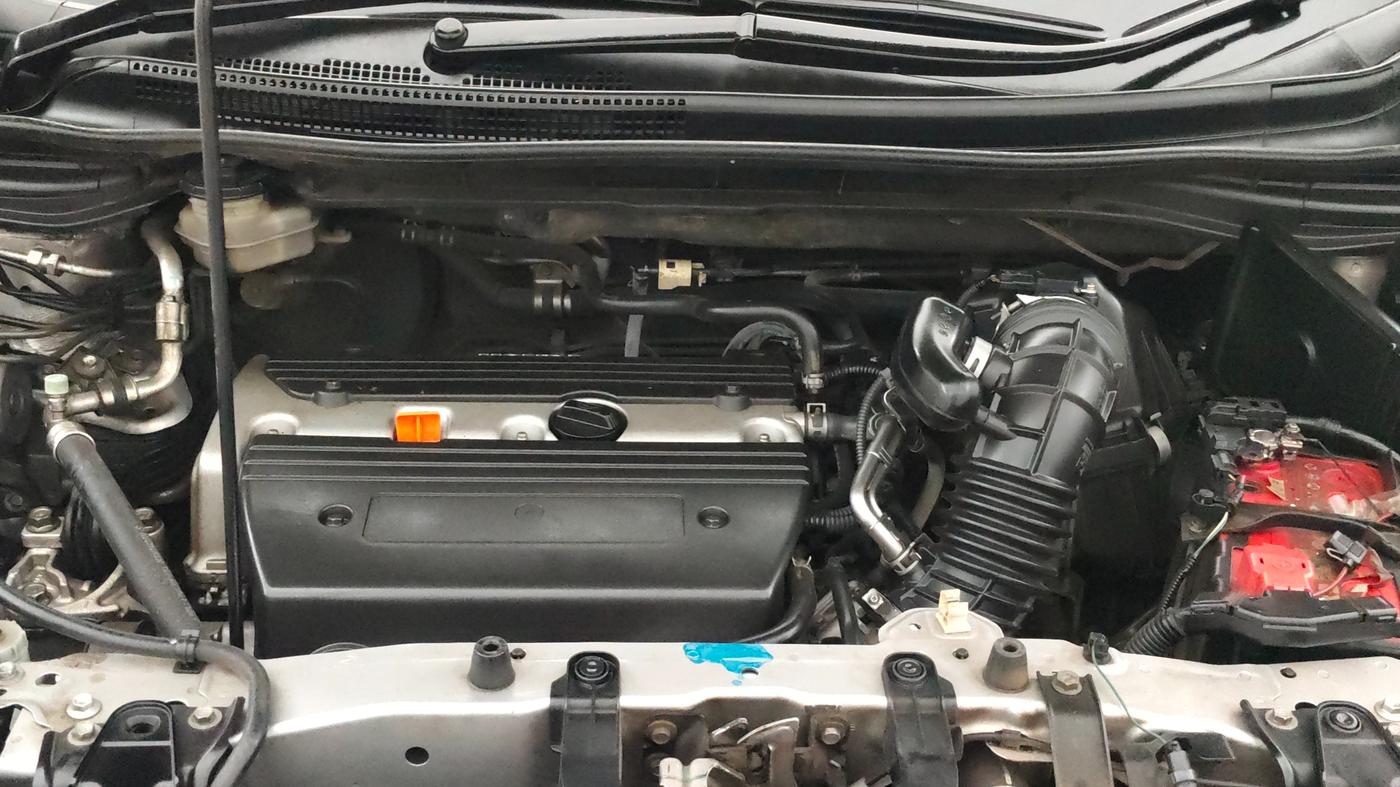 2015 Honda CRV 2.4L 2WD AT, Petrol, Automatic, 1,04,498 km, Engine View