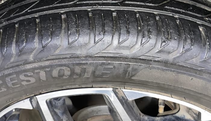 2023 Jeep Compass LIMITED (O) 2.0 DIESEL AT FWD, Diesel, Automatic, 52,322 km, Right Front Tyre Tread
