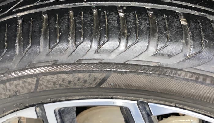2023 Jeep Compass LIMITED (O) 2.0 DIESEL AT FWD, Diesel, Automatic, 52,322 km, Right Rear Tyre Tread