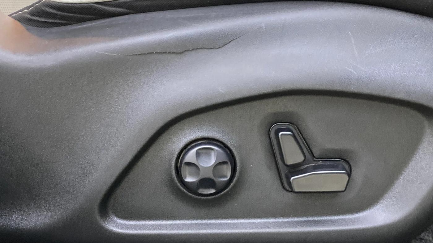 2023 Jeep Compass LIMITED (O) 2.0 DIESEL AT FWD, Diesel, Automatic, 52,322 km, Driver Side Adjustment Panel