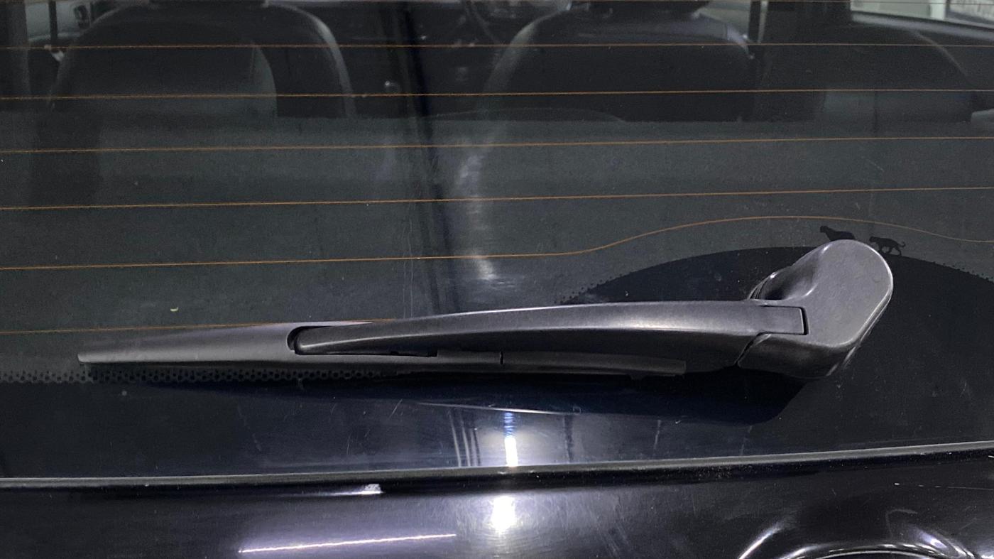 2022 Tata NEXON XZ PLUS (O) DIESEL DARK EDITION, Diesel, Manual, 61,670 km, Rear Wiper