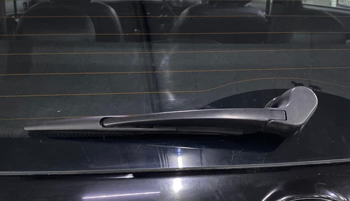 2022 Tata NEXON XZ PLUS (O) DIESEL DARK EDITION, Diesel, Manual, 61,670 km, Rear Wiper