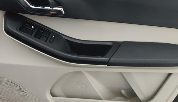 2022 Tata TIGOR XZ PLUS CNG, CNG, Manual, 74,369 km, Driver Side Door Panels Control