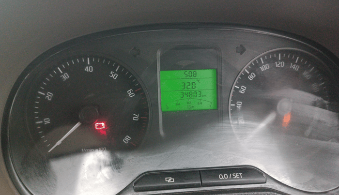 2013 Skoda Rapid AMBITION 1.6 MPI MT, Petrol, Manual, 34,801 km, Odometer Image