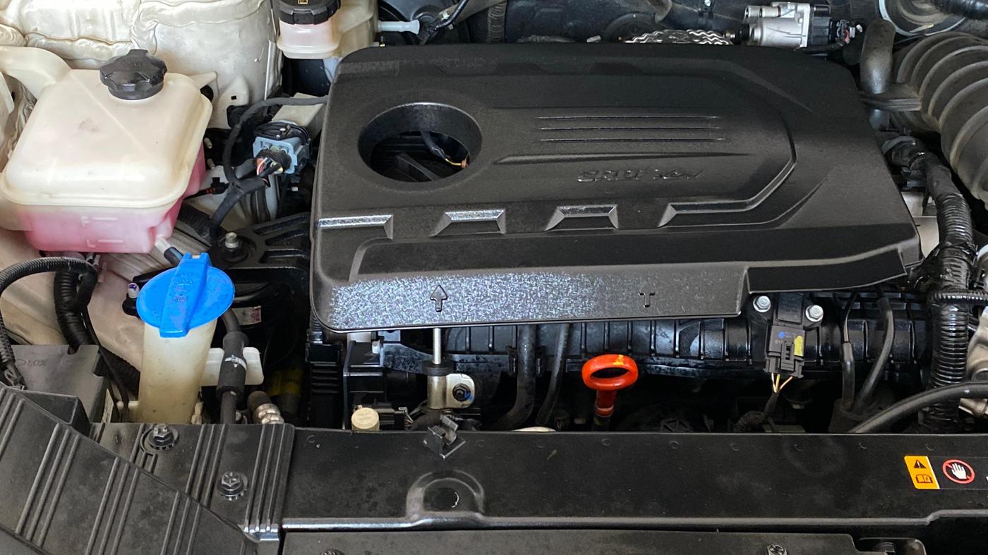 2022 KIA CARENS LUXURY PLUS 1.5 DIESEL AT 6 STR, Diesel, Automatic, 76,952 km, Engine View - Right