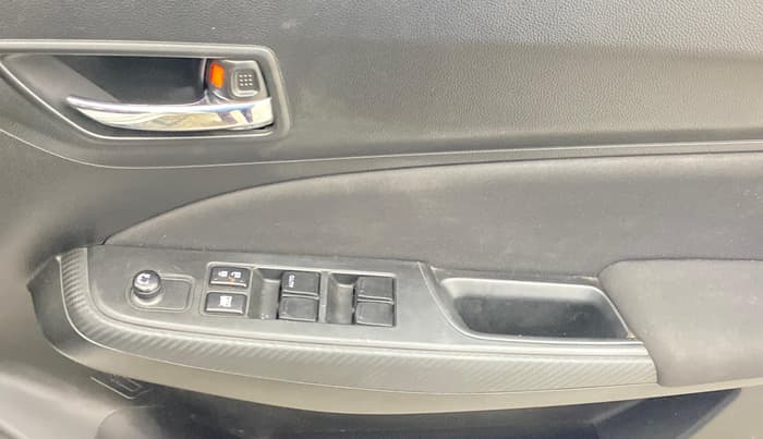 2021 Maruti Swift VXI AMT, Petrol, Automatic, 30,364 km, Driver Side Door Panels Control