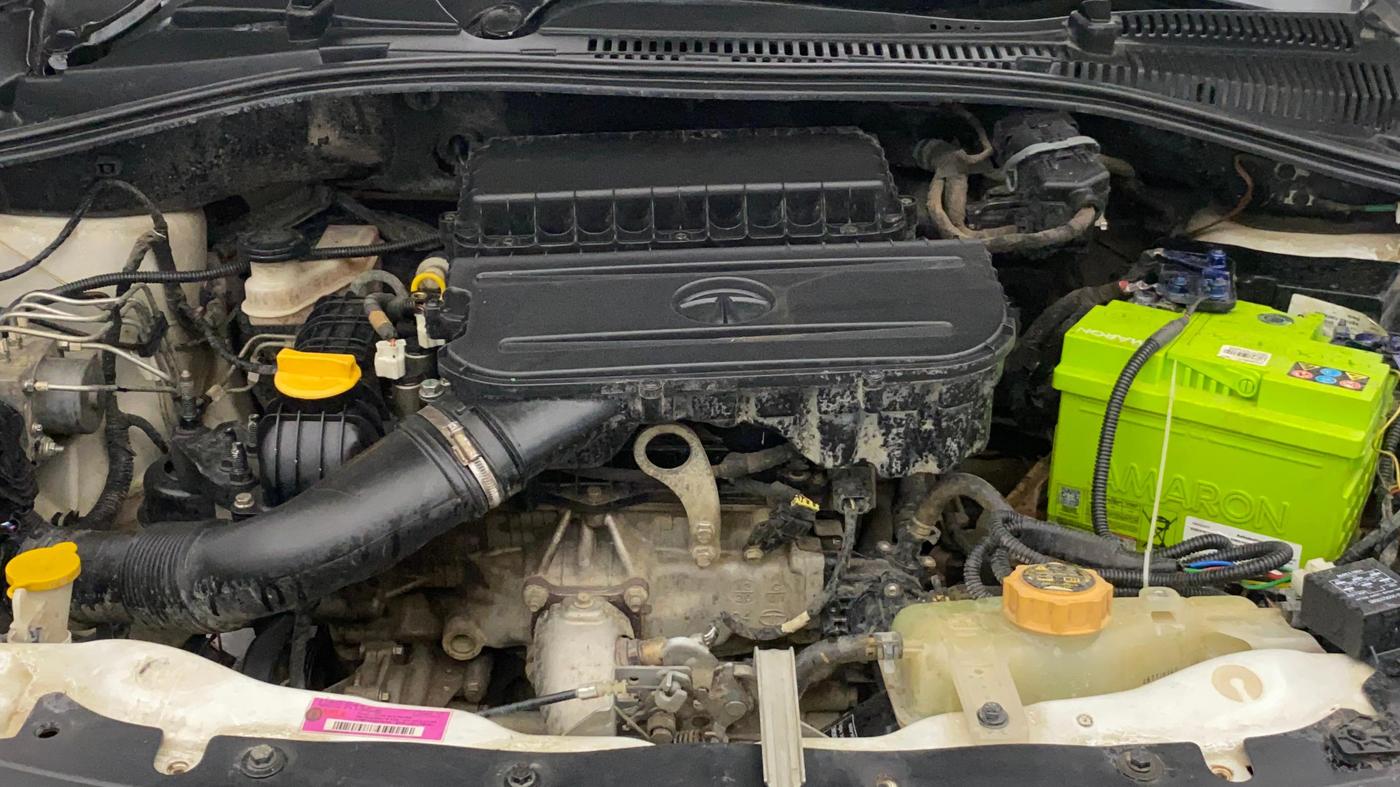 2020 Tata Tiago XT PETROL, Petrol, Manual, 73,250 km, Engine View