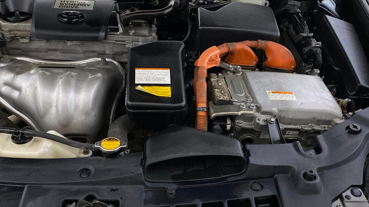 2016 Toyota Camry HYBRID, Hybrid, Automatic, 80,500 km, Engine View - Left