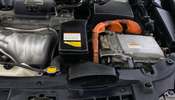 2016 Toyota Camry HYBRID, Hybrid, Automatic, 80,500 km, Engine View - Left