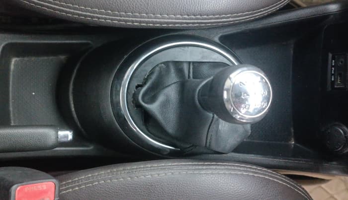 2013 Hyundai i20 SPORTZ 1.2, Petrol, Manual, 66,010 km, Gear Lever