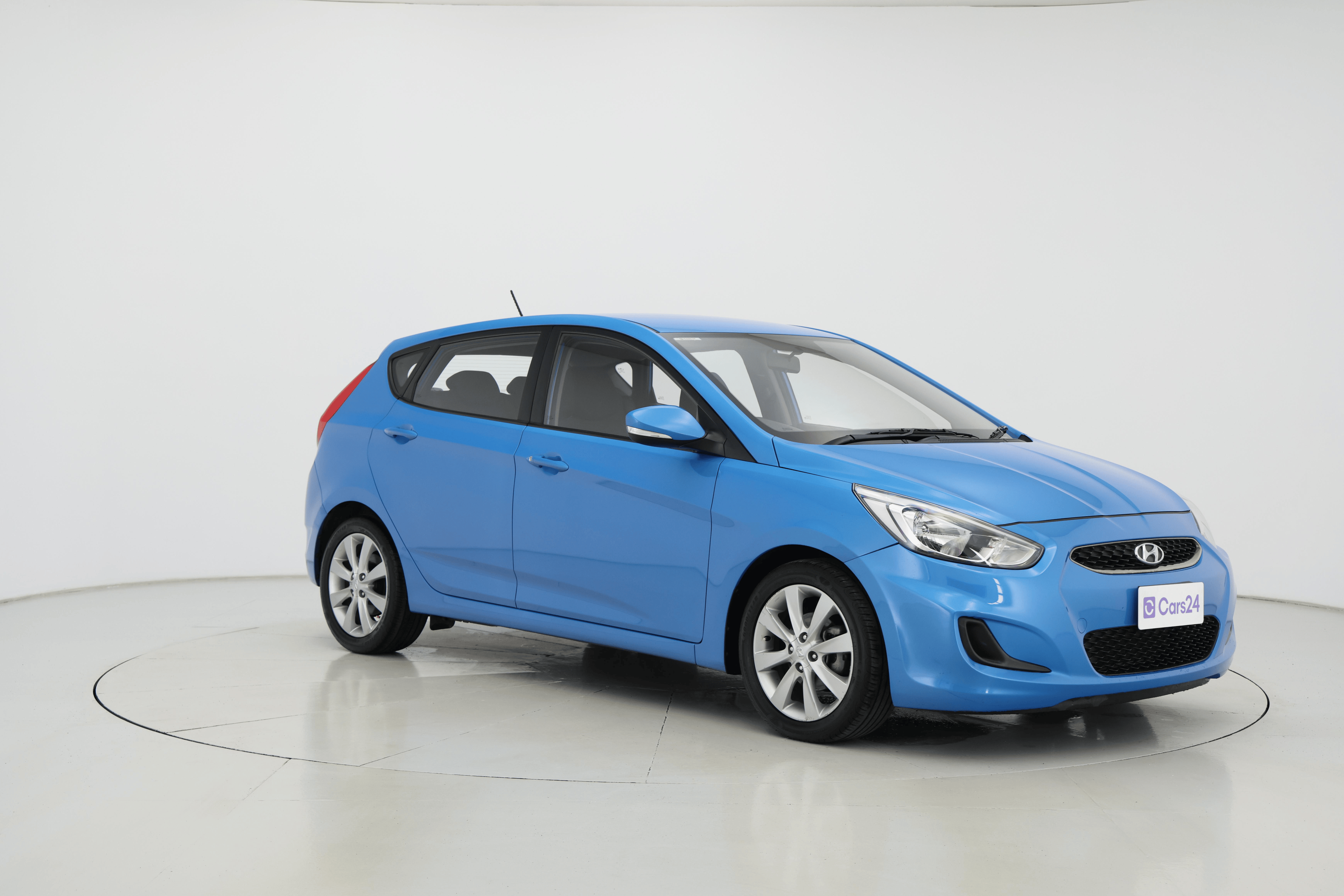Hyundai Accent image