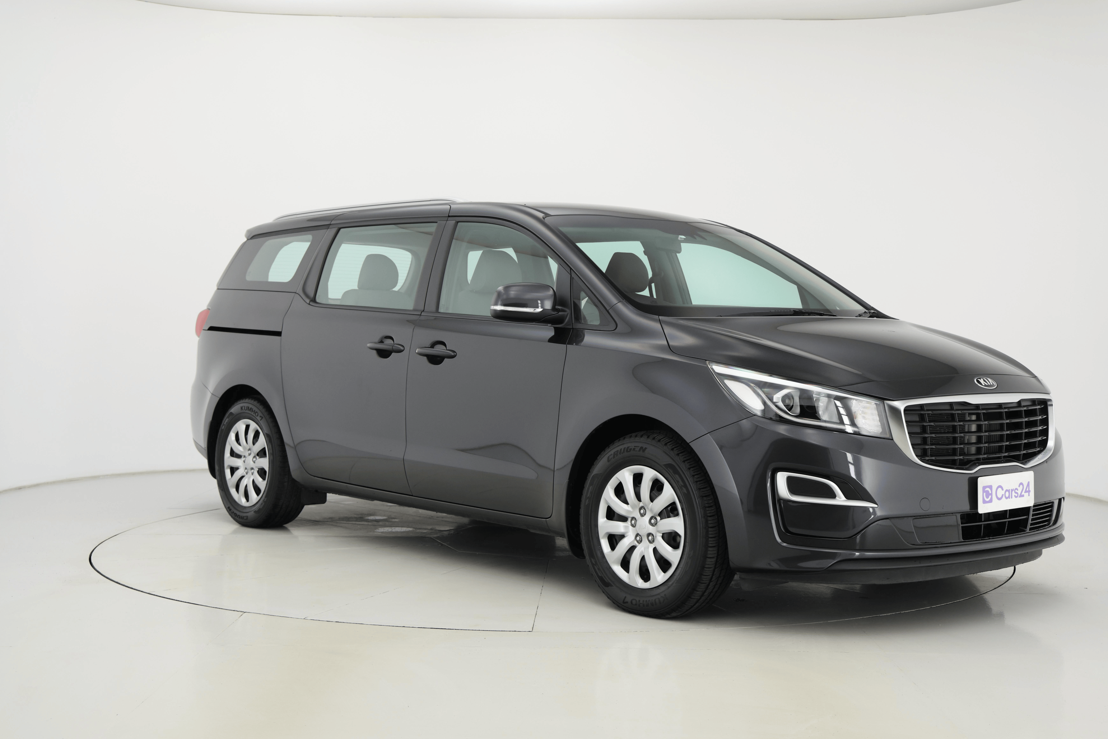 Kia Carnival image