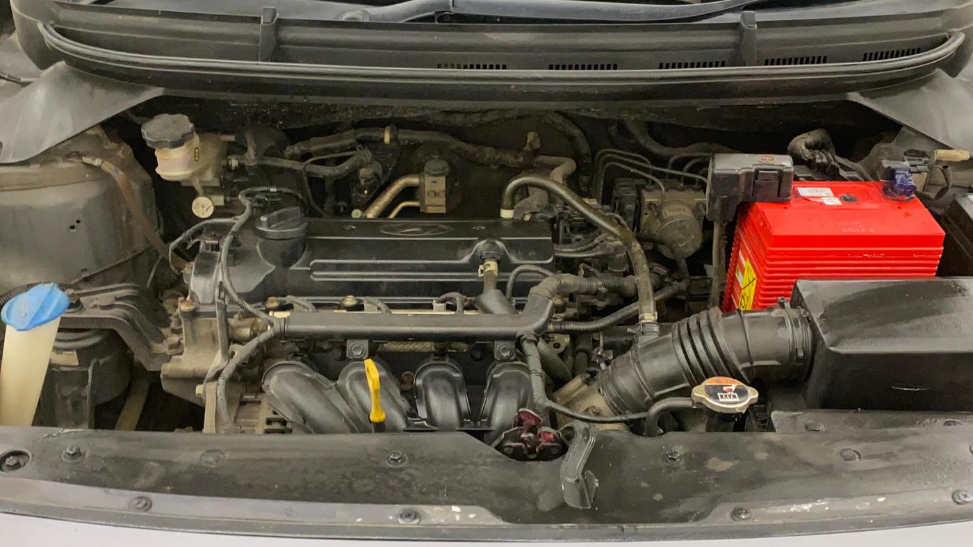 2017 Hyundai Elite i20 ASTA 1.2, Petrol, Manual, 1,08,528 km, Engine View