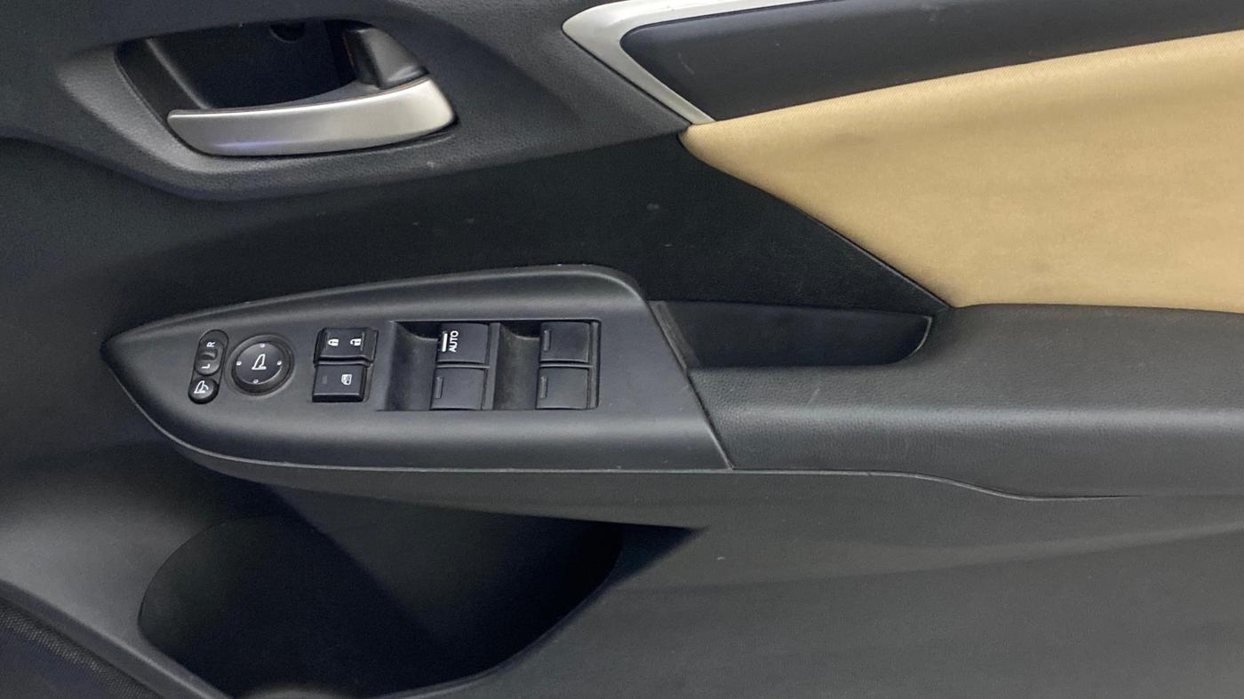2021 Honda Jazz 1.2L I-VTEC ZX CVT, Petrol, Automatic, 55,070 km, Driver Side Door Panels Control