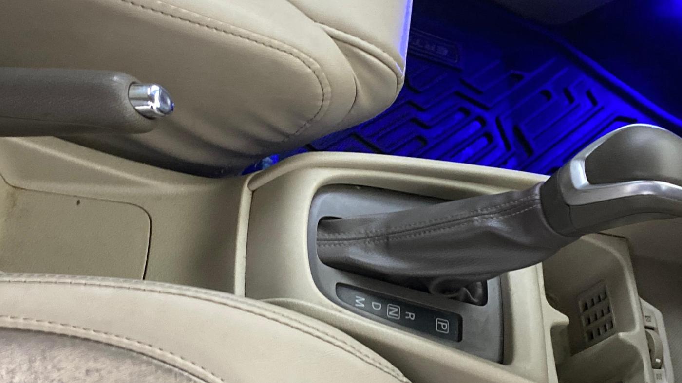 2022 Maruti Ertiga ZXI AT SHVS, Petrol, Automatic, 1,18,292 km, Gear Lever