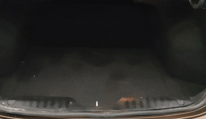 2015 Maruti Ciaz ZXI, Petrol, Manual, 87,264 km, Boot Inside