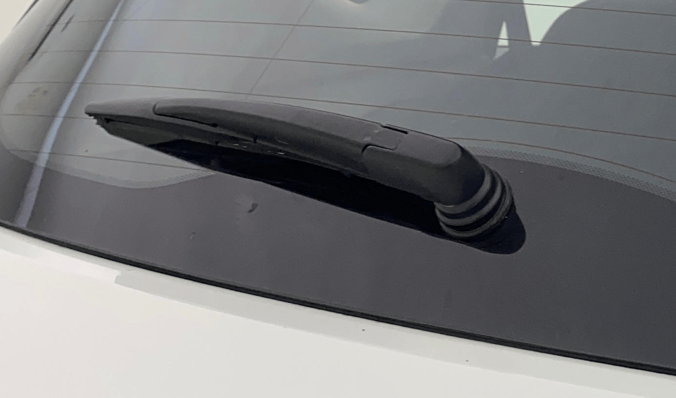 2020 Tata Harrier XZA PLUS 2.0L, Diesel, Automatic, 65,886 km, Rear Wiper