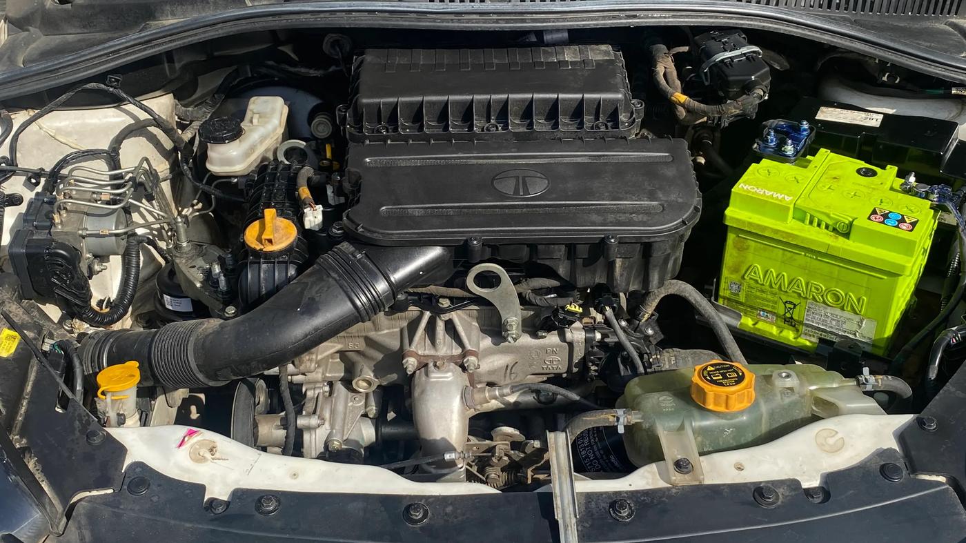 2021 Tata TIGOR XZ PLUS PETROL, Petrol, Manual, 1,50,817 km, Engine View