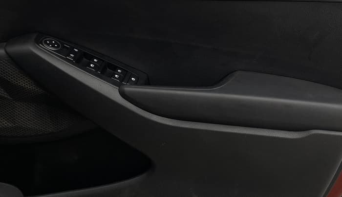 2022 KIA SELTOS HTK 1.5 DIESEL, Diesel, Manual, 82,411 km, Driver Side Door Panels Control