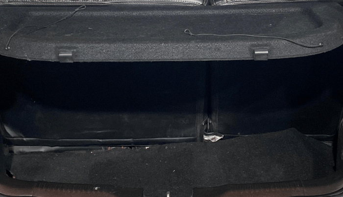 2017 Maruti IGNIS DELTA 1.2, Petrol, Manual, 55,688 km, Boot Inside