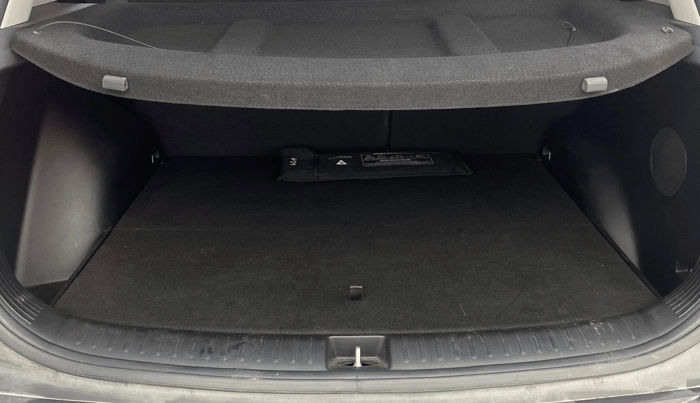 2023 KIA SELTOS HTX PLUS 1.5 IMT DIESEL, Diesel, Manual, 8,145 km, Boot Inside
