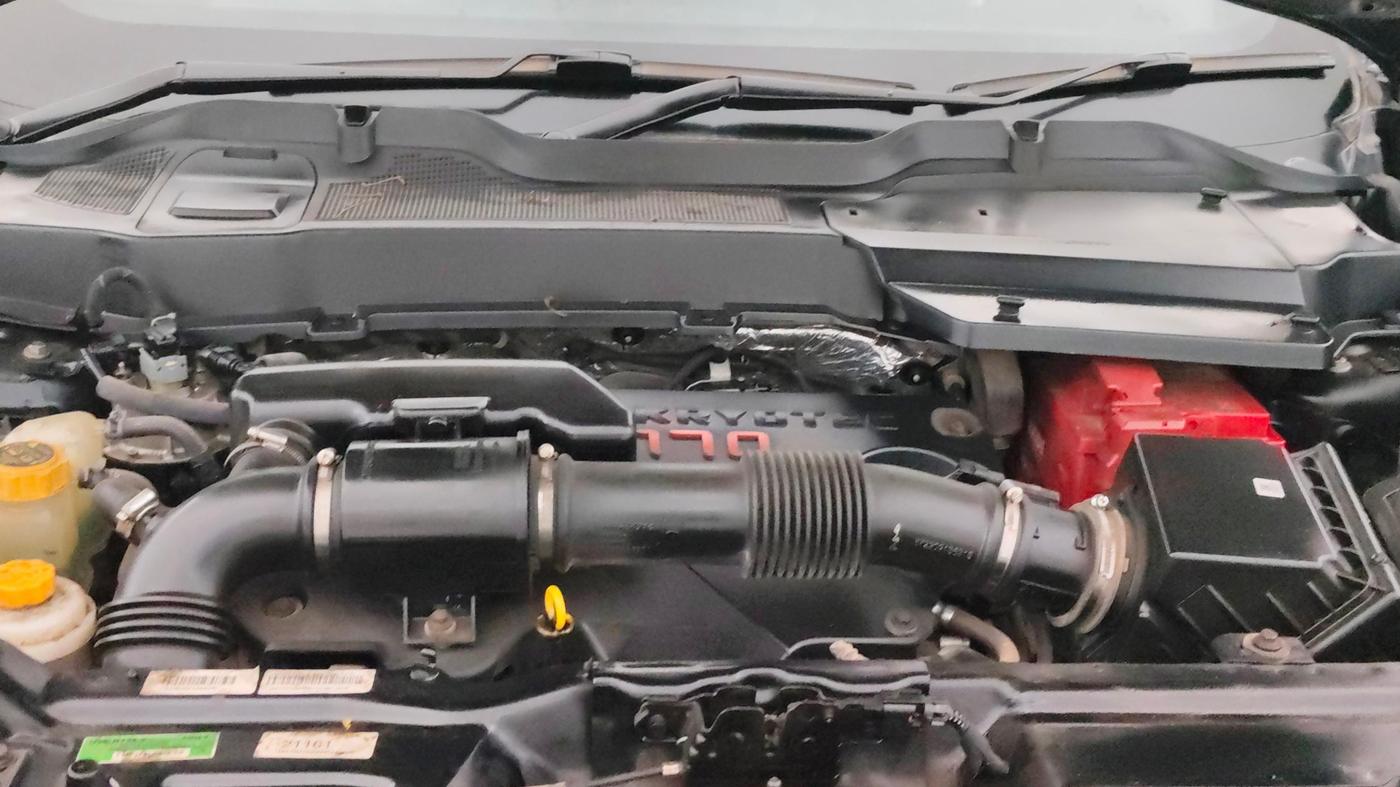 2022 Tata Safari XZA PLUS, Diesel, Automatic, 52,660 km, Engine View