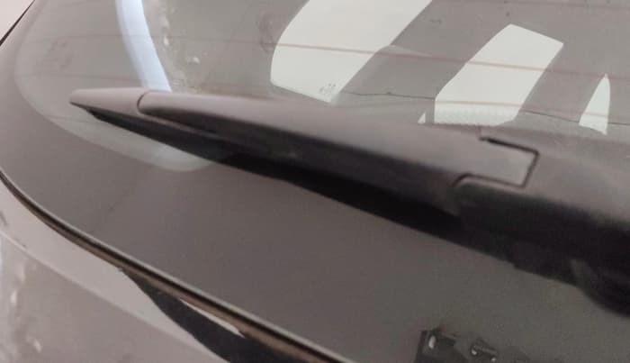 2022 Tata Safari XZA PLUS, Diesel, Automatic, 52,660 km, Rear Wiper