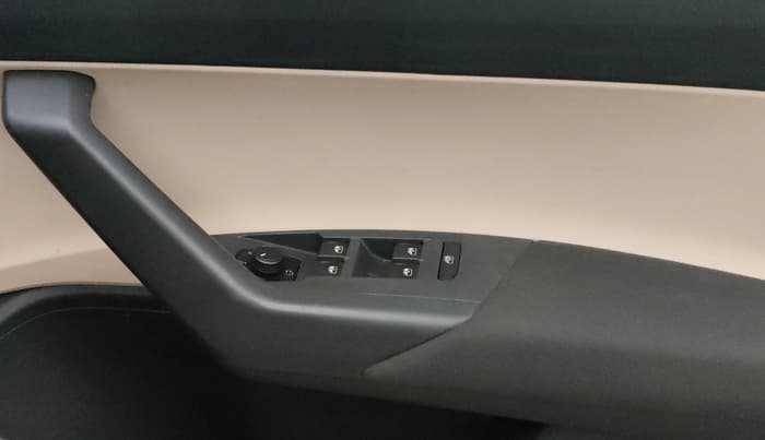 2023 Skoda SLAVIA Ambition 1.5L TSI, Petrol, Manual, 21,799 km, Driver Side Door Panels Control