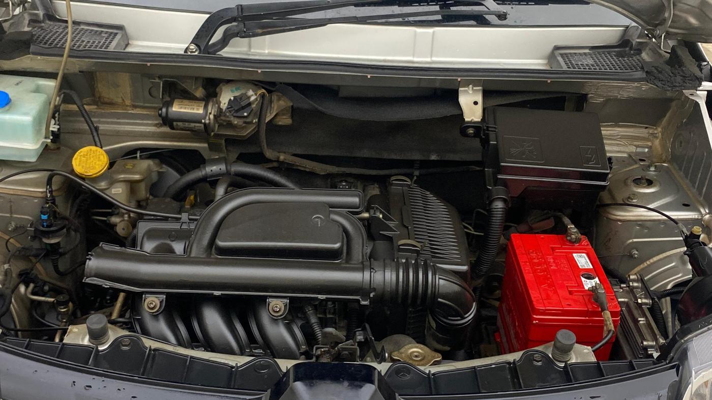 2019 Renault Kwid RXT 1.0 AMT (O), Petrol, Automatic, 59,204 km, Engine View