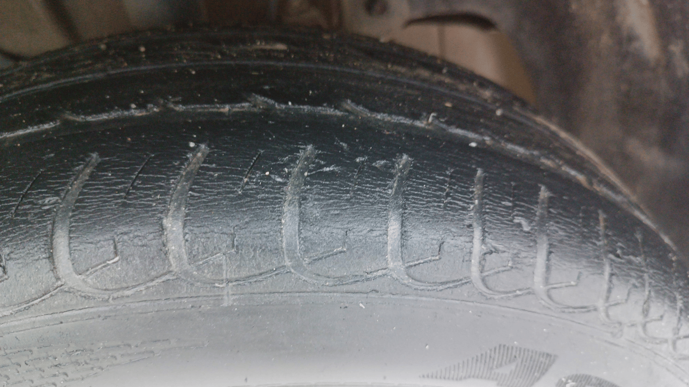 2018 Tata Tiago XZ PETROL, Petrol, Manual, 34,341 km, Right Rear Tyre Tread