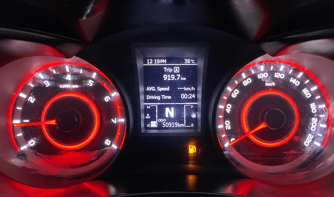 2021 Mahindra XUV300 W8 1.2 PETROL, Petrol, Manual, 50,918 km, Odometer Image