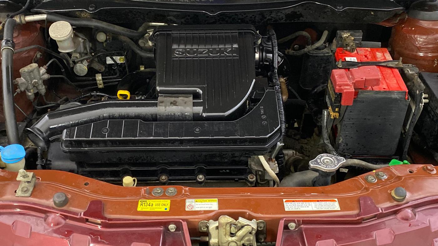 2015 Maruti Swift Dzire VXI, Petrol, Manual, 37,153 km, Engine View