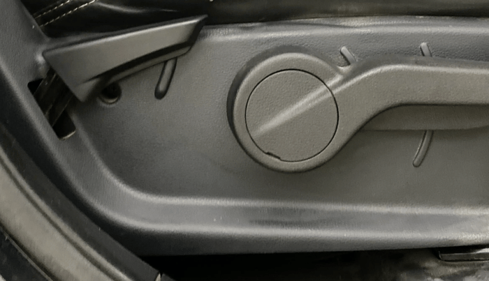 2023 Mahindra Thar LX D AT 4WD HT, Diesel, Automatic, 34,028 km, Driver Side Adjustment Panel